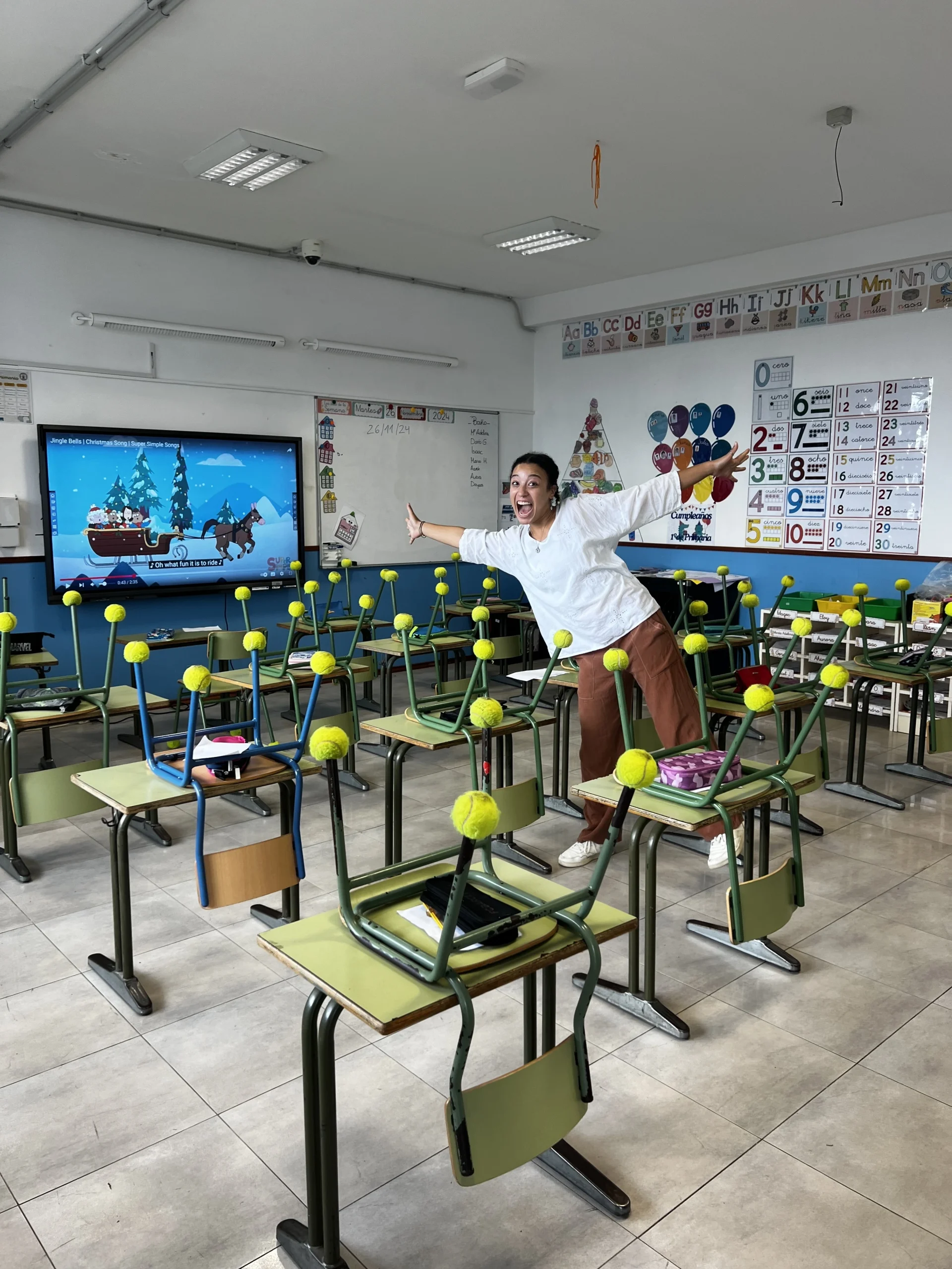 Globe Trotting with WorldChicago Youth Diplomat Alum: Olivia Dixon